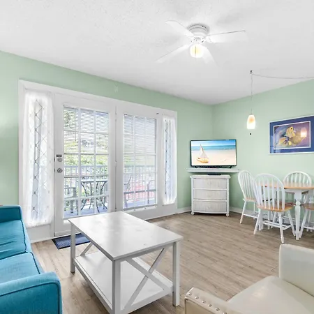 Summer Breeze Condominium 211